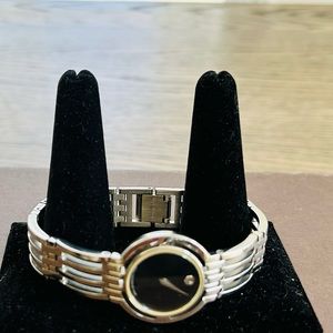 Movado Women's Esperanza 23mm Stainless Steel Swiss Watch Silver/Black (6662182)